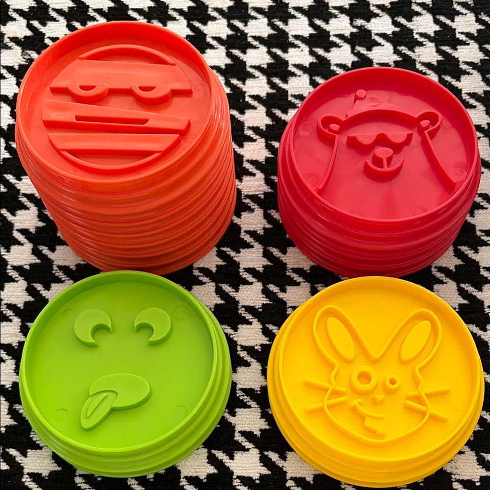 Pampered Chef plastic cookie cutters assortment holidays discontinued